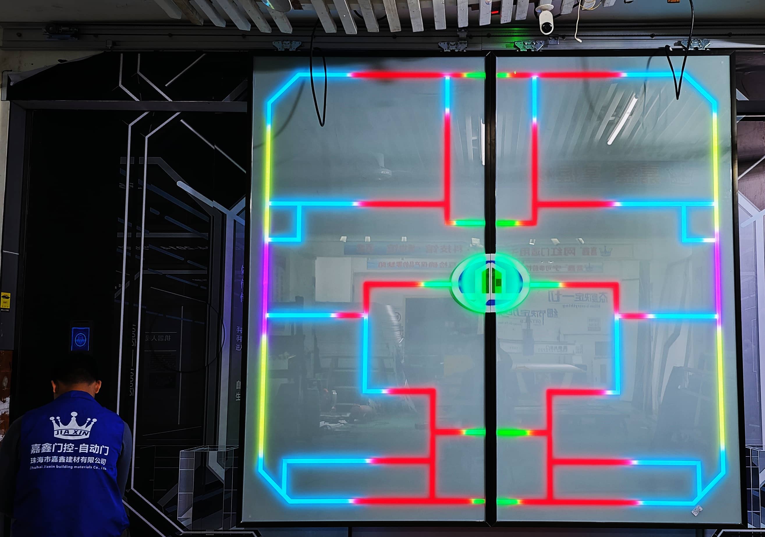 网红展厅门 手掌传送门