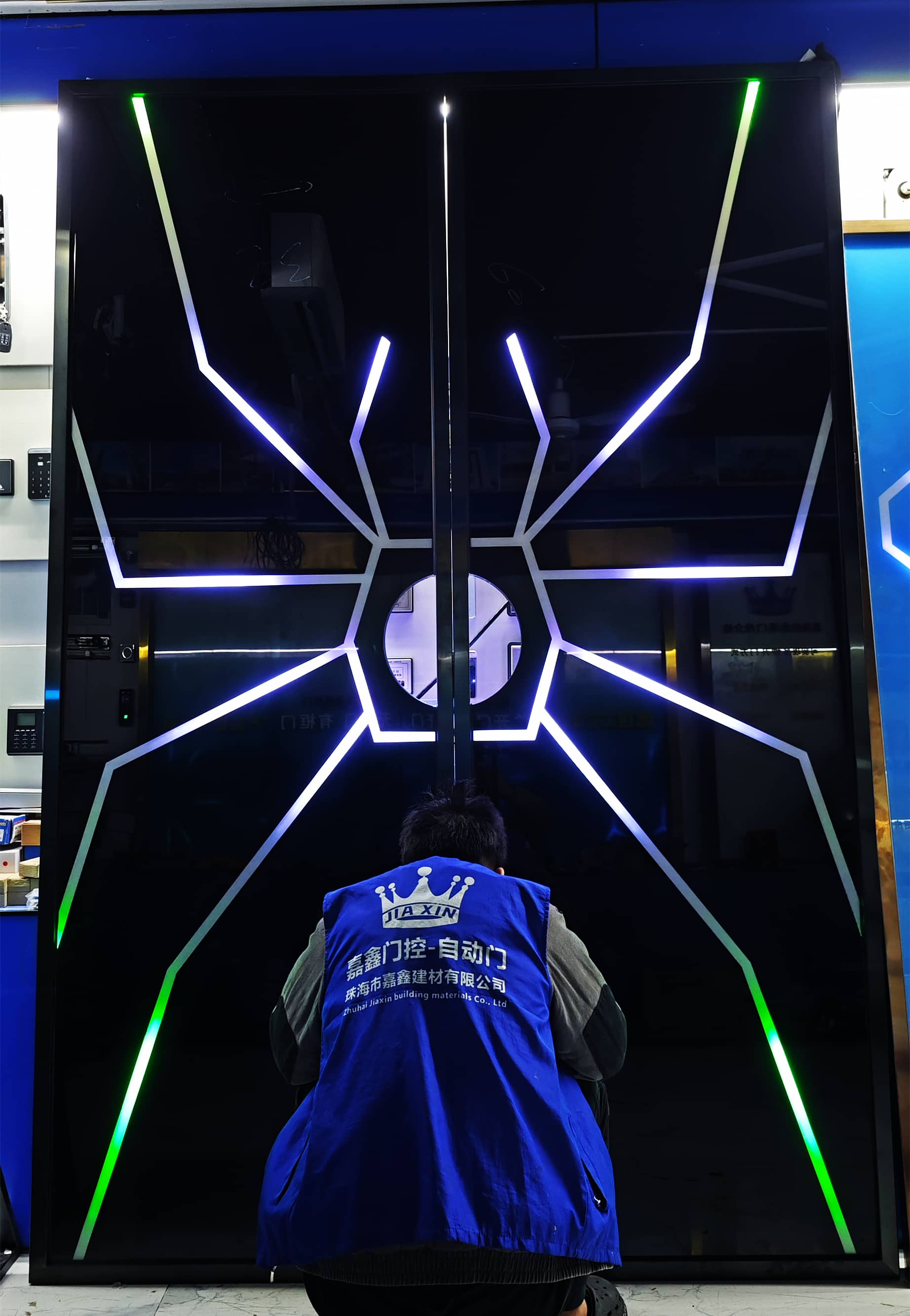 学校多媒体科技门