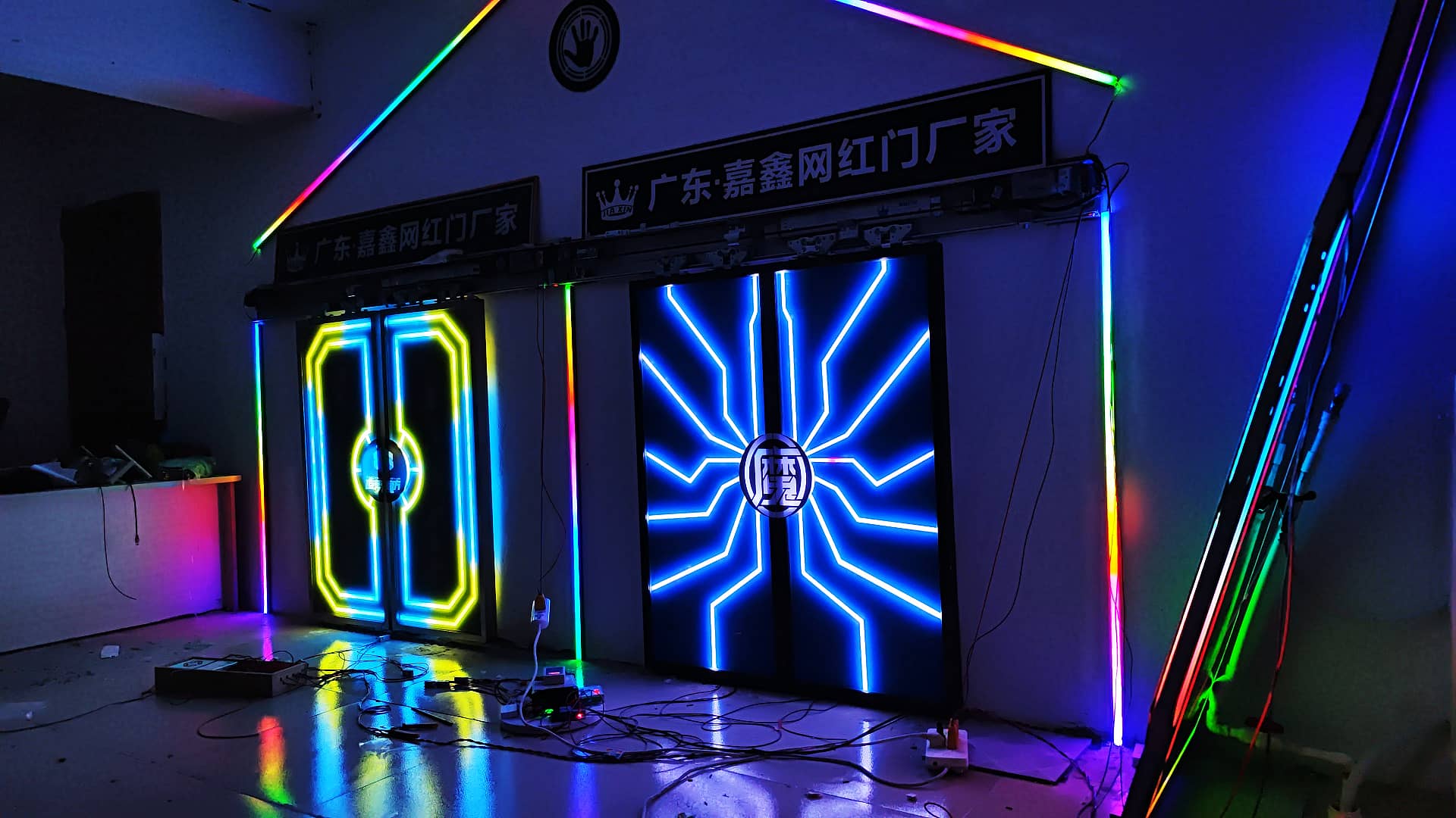 制作网红门 科技未来门