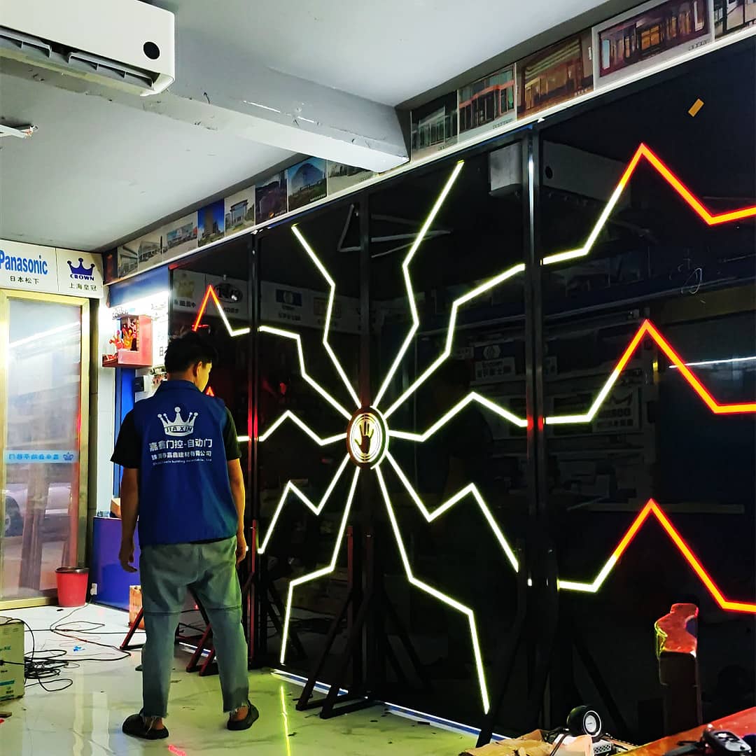 专业定制酒吧网红门