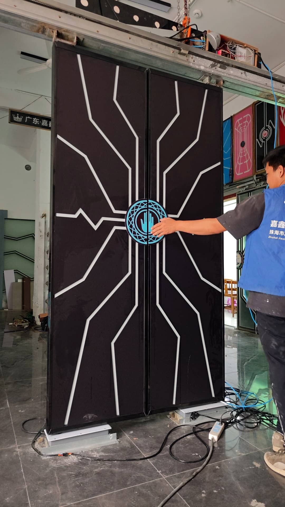 河北电动地弹簧掌纹门